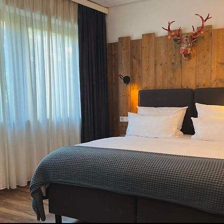 Kreuzblume Hotel & Weinstube Freiburg im Breisgau Buitenkant foto
